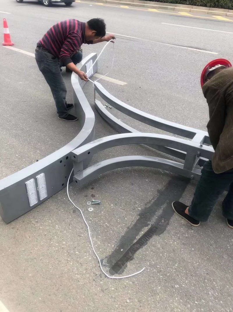 ̰